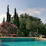 Isabelle 4* Barraca de Aguas Vivas