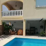 Isabelle 4*