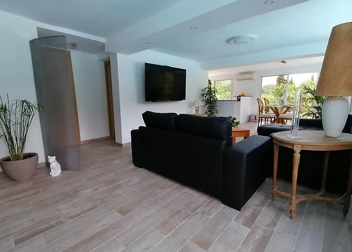 Isabelle 4* Barraca de Aguas Vivas